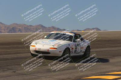 media/Oct-15-2023-Lucky Dog Racing Chuckwalla (Sun) [[f659570f60]]/2nd Stint Bowl/
